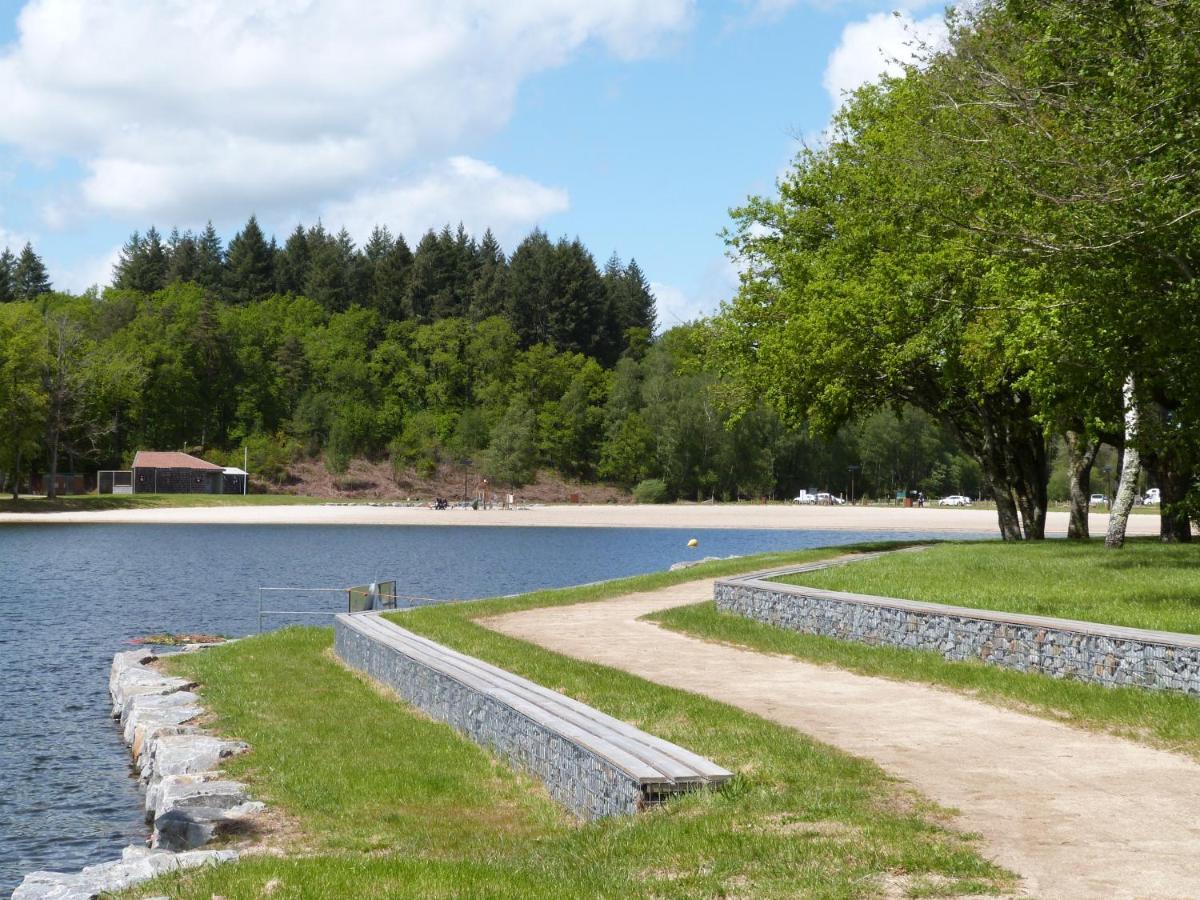 Saint-Pardoux-lʼOrtigier Domaine Des Hameaux Du Lac - Bg מראה חיצוני תמונה